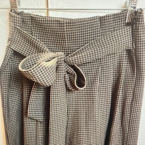 Checkered High-Waist Pants with Belt - Picture 2 of 3